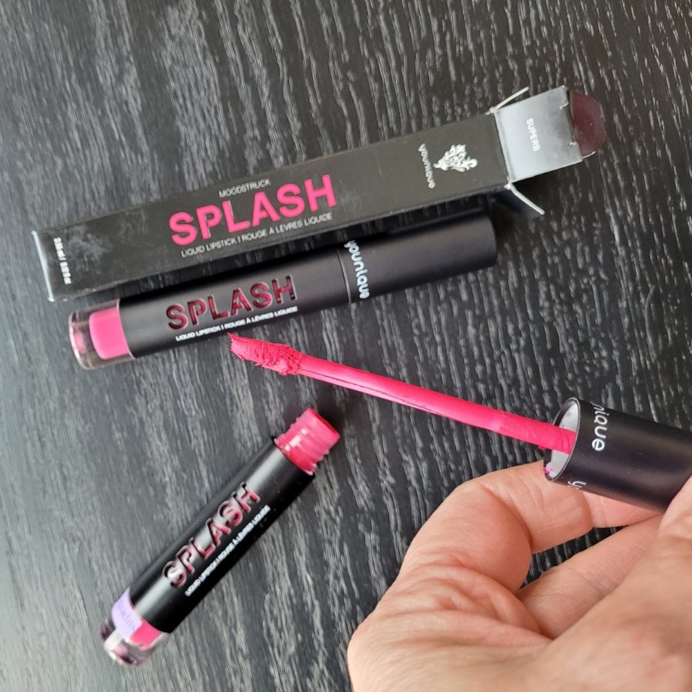 Younique Splash Liquid Lipstick - Superb - Picture 2 of 2